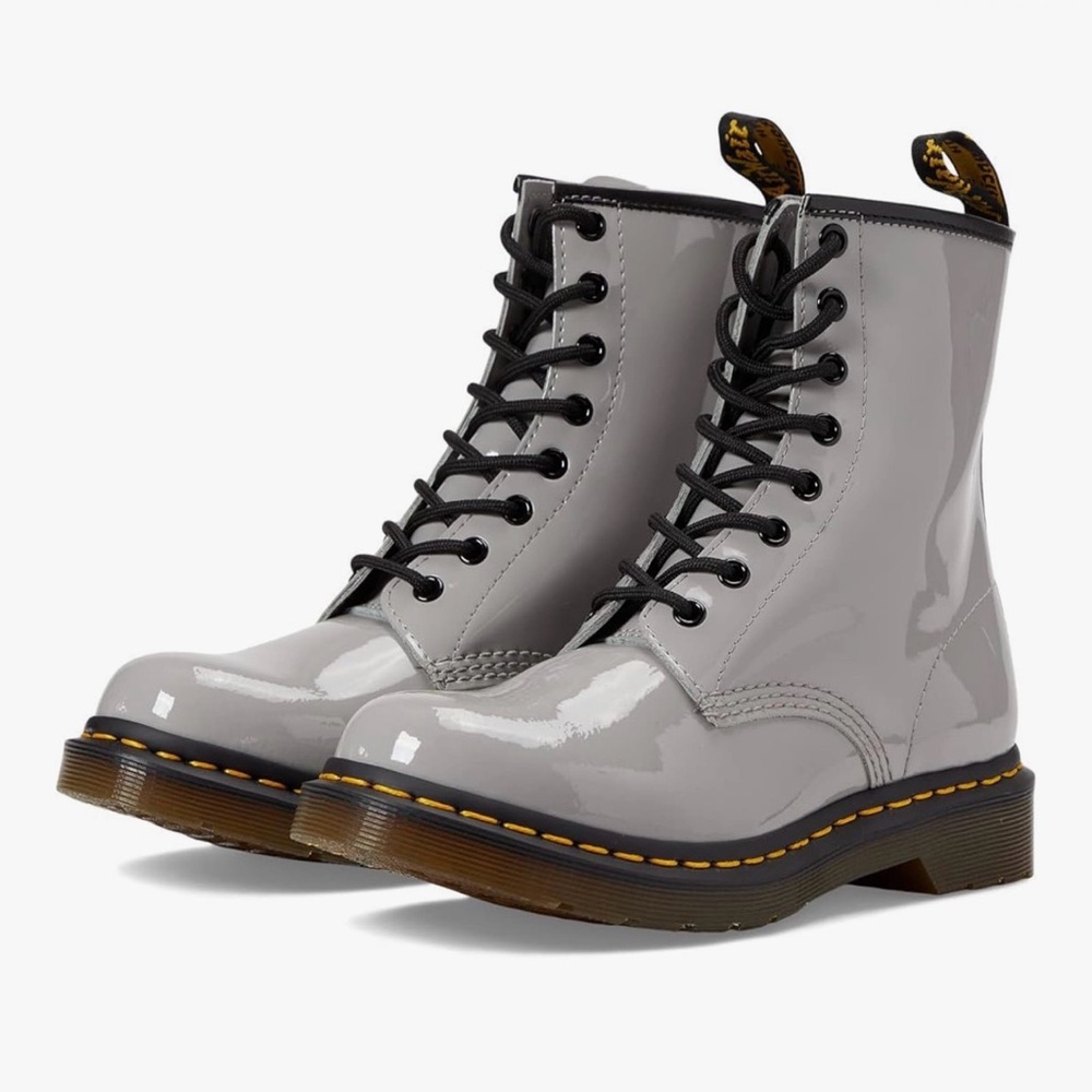 NIB Dr. Martens 1460 Boot in Zinc Gray Patent Size 7
